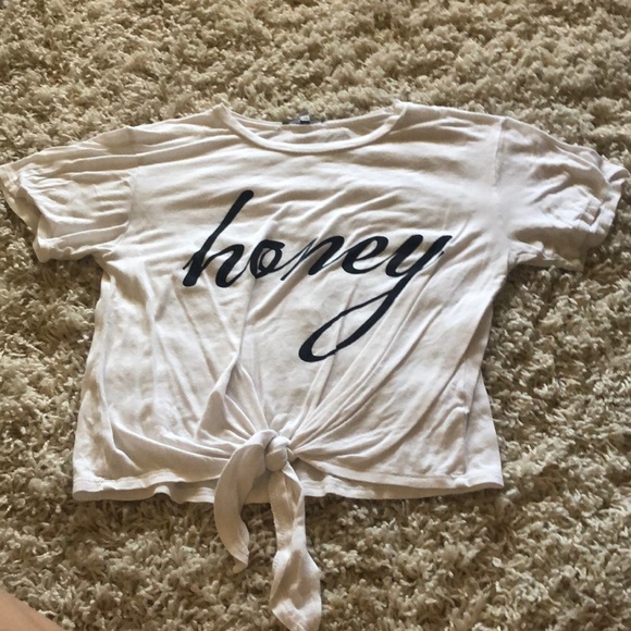 Charlotte Russe Tops - T-SHIRT